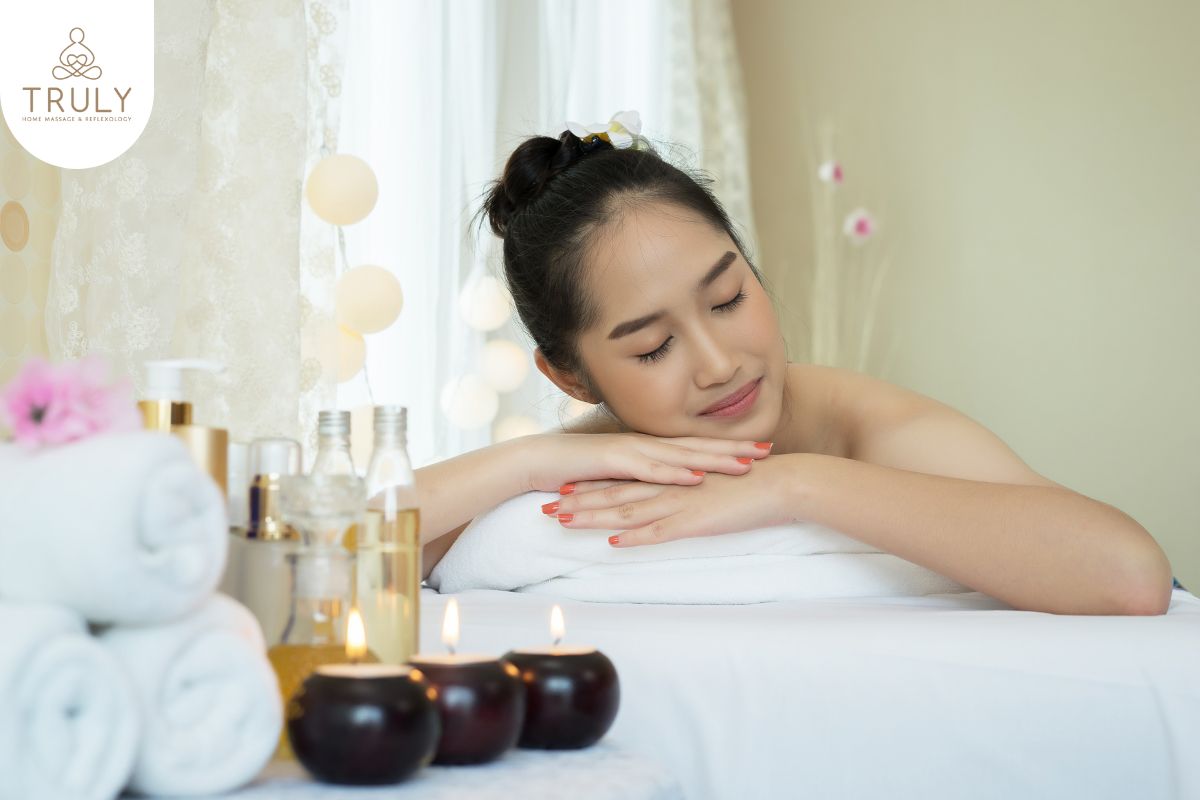 perempuan sedang menikmati spa panggilan